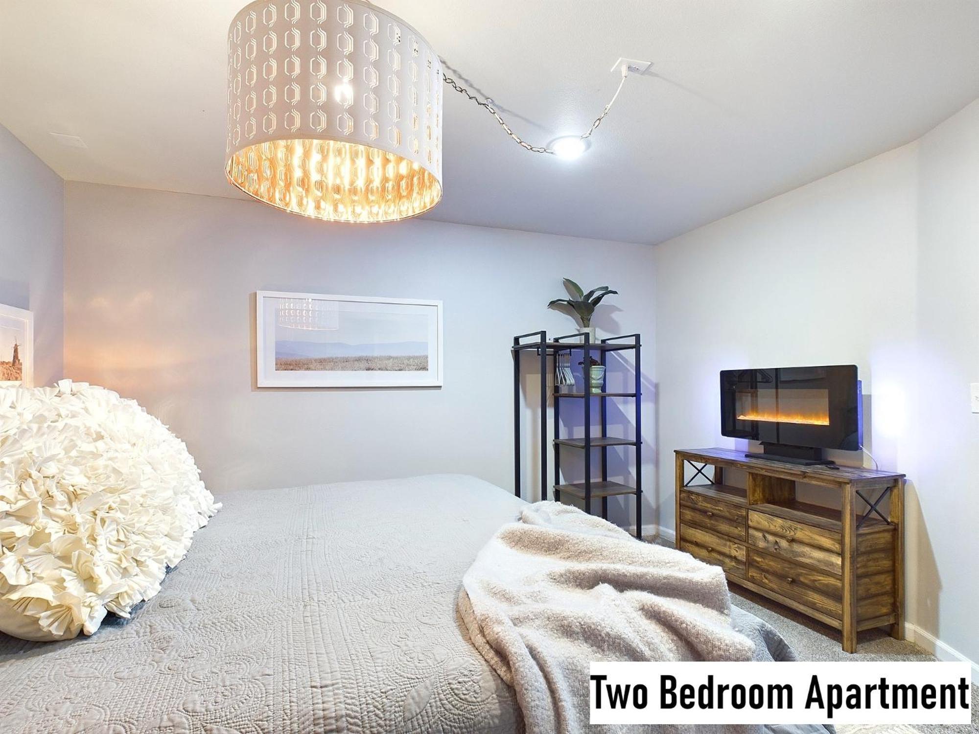 Beautiful Country Apartment, Ac, Pickleball, Billiards, Playground, Gardens