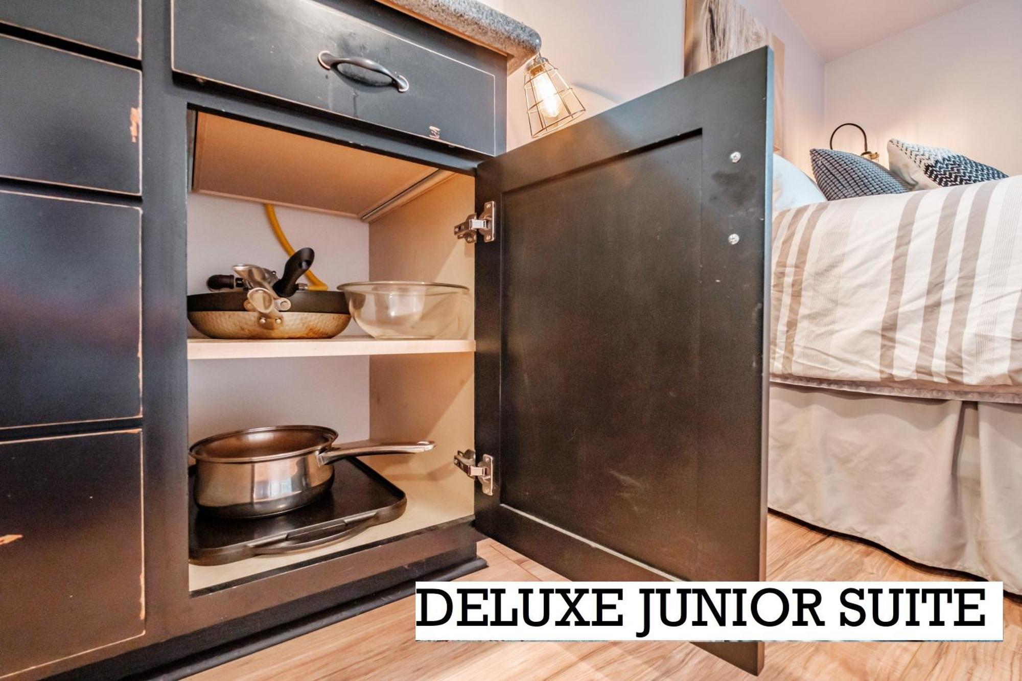 Beautiful Country Apartment, Ac, Pickleball, Billiards, Playground, Gardens