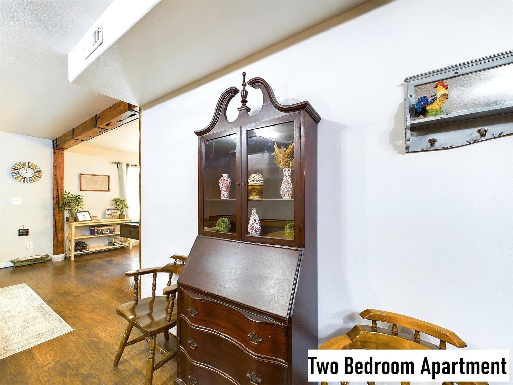 Beautiful Country Apartment, Ac, Pickleball, Billiards, Playground, Gardens Apartment