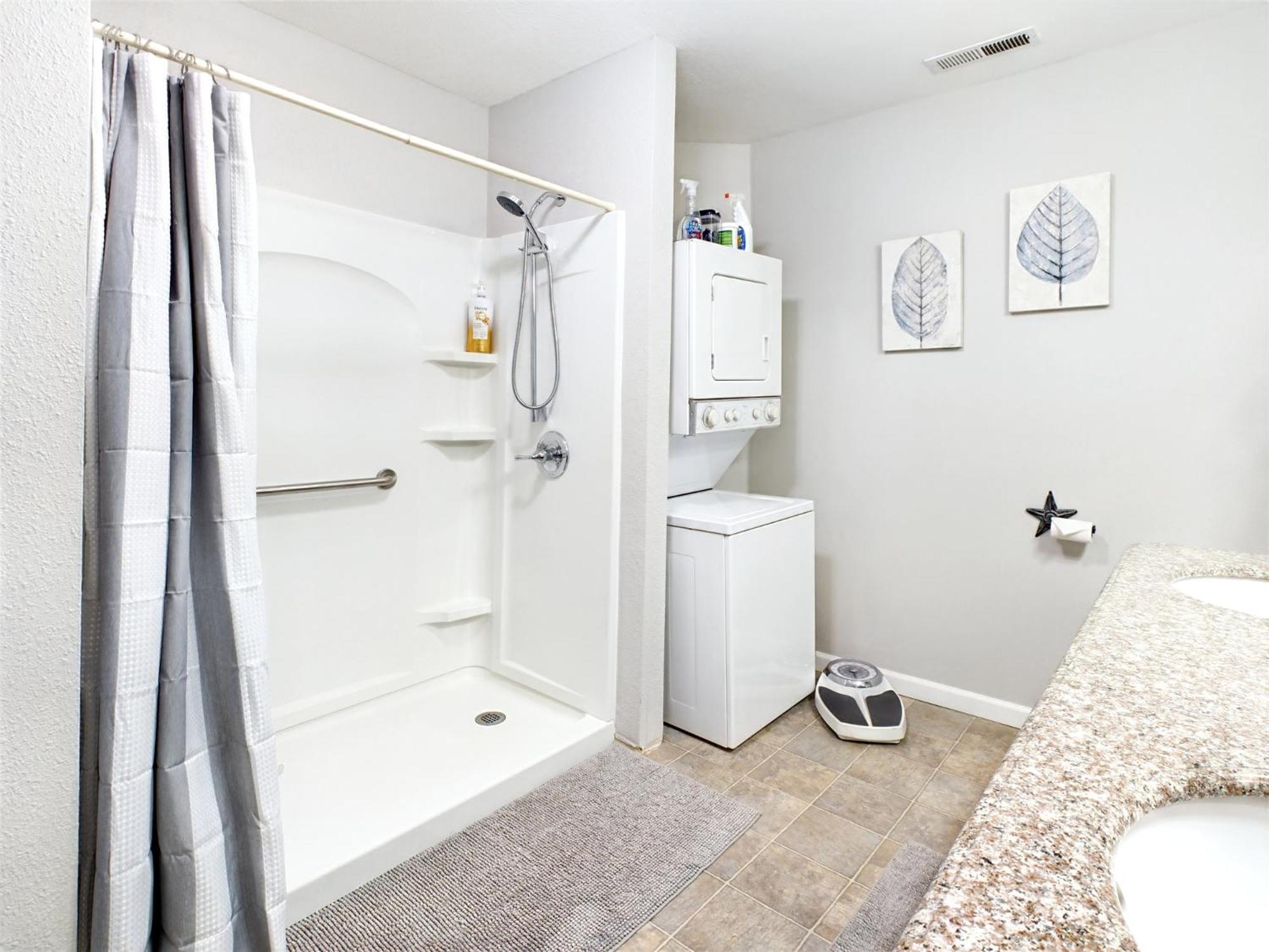 Apartment Beautiful Country Apartment, Ac, Pickleball, Billiards, Playground, Gardens