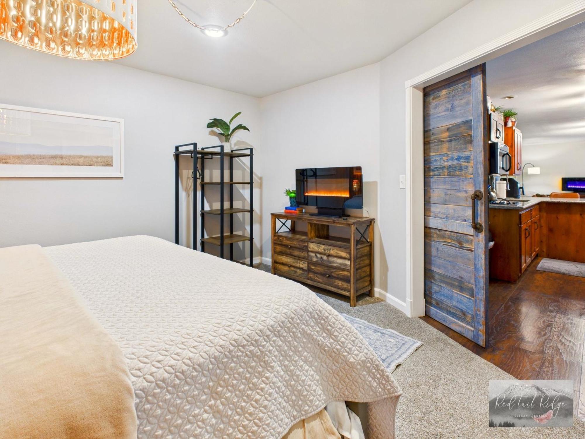 Beautiful Country Apartment, Ac, Pickleball, Billiards, Playground, Gardens Appartement Philomath