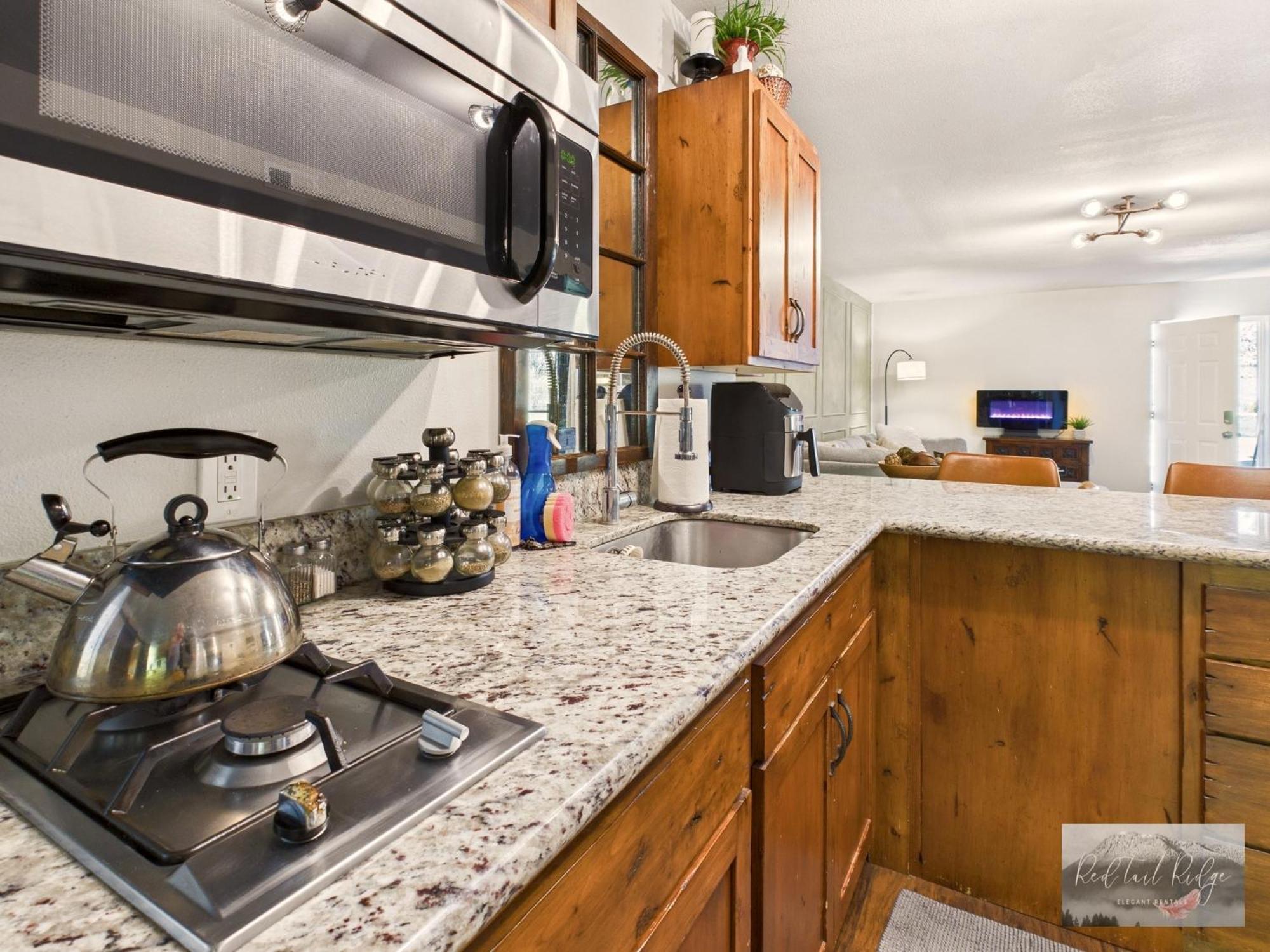 Beautiful Country Apartment, Ac, Pickleball, Billiards, Playground, Gardens Philomath
